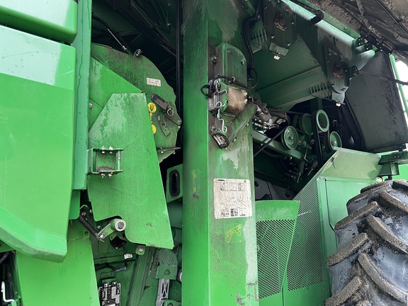 2023 John Deere S780 Combine