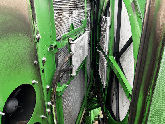 2023 John Deere S780 Combine