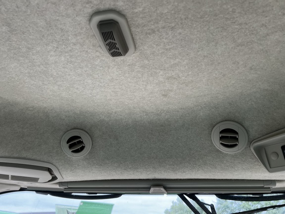 2023 John Deere S780 Combine