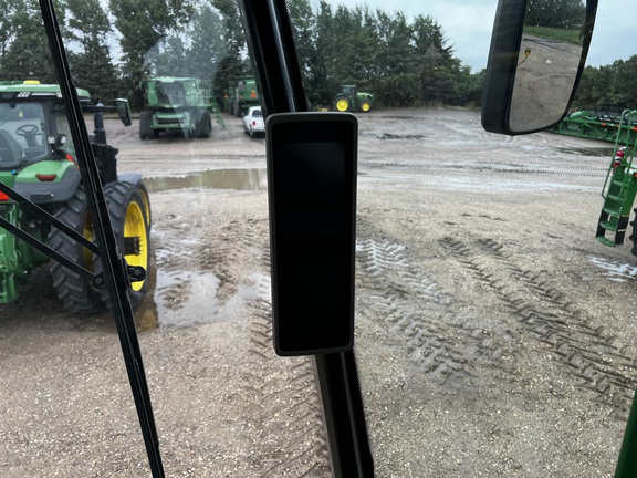 2023 John Deere S780 Combine