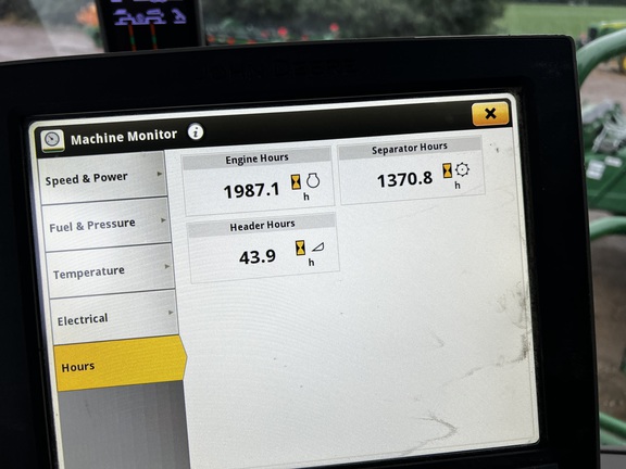 2023 John Deere S780 Combine