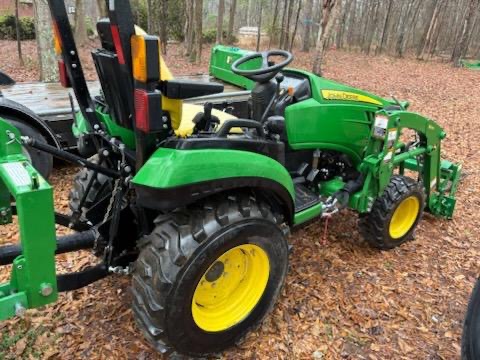 2021 John Deere 2025R Tractor Compact