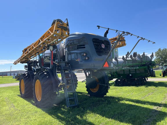 2021 Hagie STS12 Sprayer/High Clearance