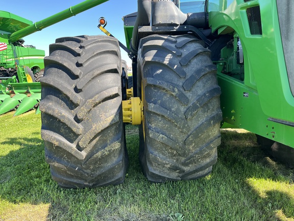 2010 John Deere 9530 Tractor 4WD