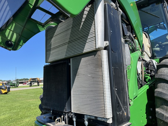 2010 John Deere 9530 Tractor 4WD