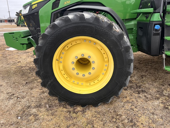 2020 John Deere 8R 370 Tractor