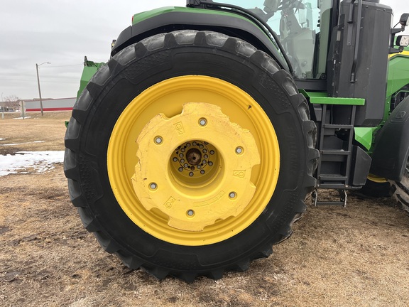 2020 John Deere 8R 370 Tractor
