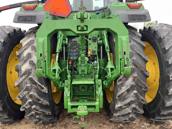 2020 John Deere 8R 370 Tractor