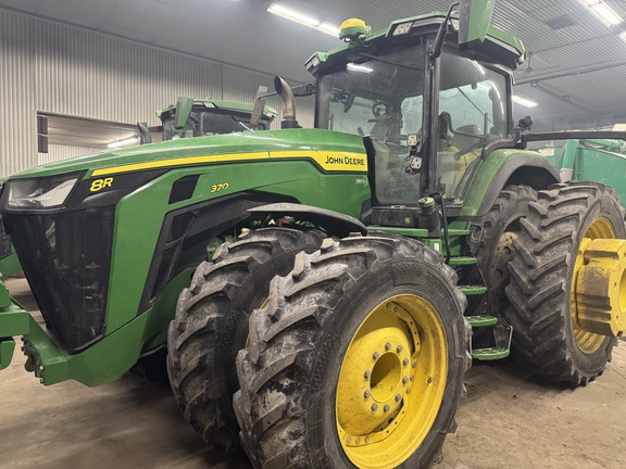 2020 John Deere 8R 370 Tractor