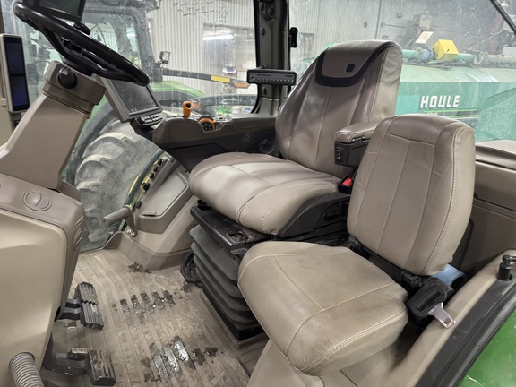 2020 John Deere 8R 370 Tractor