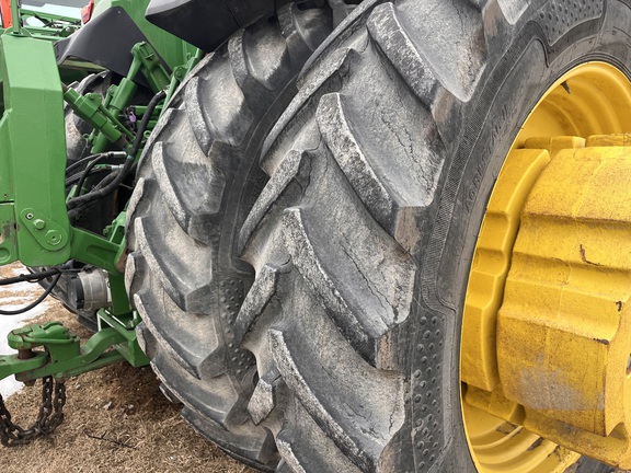 2020 John Deere 8R 370 Tractor