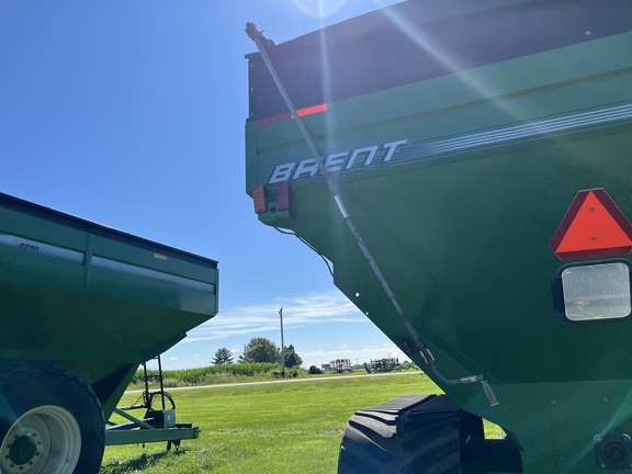 2006 Brent 1084 Grain Cart