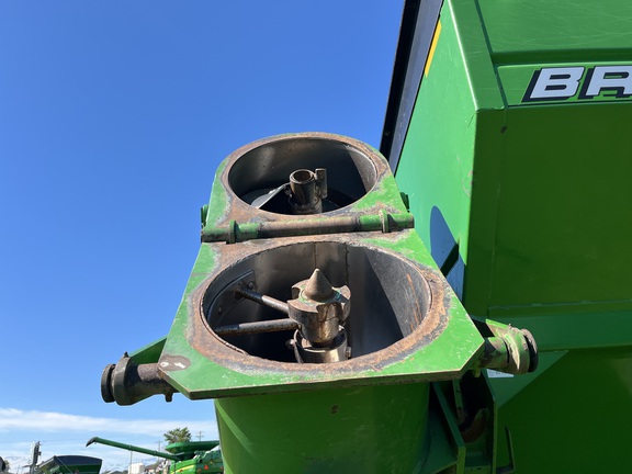 2006 Brent 1084 Grain Cart