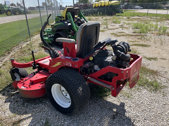 2004 Country Clipper 2560KOTC Mower/Zero Turn