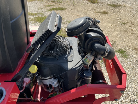 2004 Country Clipper 2560KOTC Mower/Zero Turn