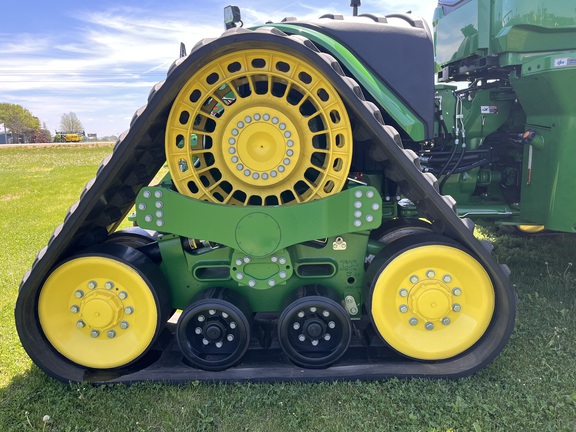 2022 John Deere 9RX 590 Tractor Rubber Track