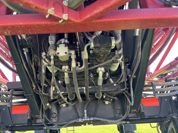 2017 Case IH Patriot 4440 Sprayer/High Clearance