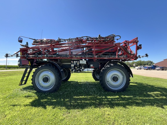 2017 Case IH Patriot 4440 Sprayer/High Clearance
