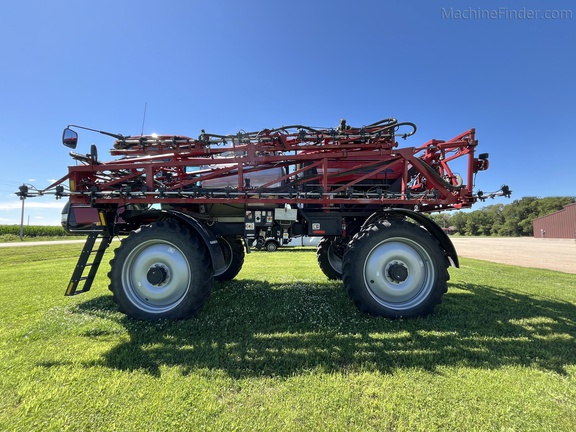 2017 Case IH Patriot 4440 Sprayer/High Clearance