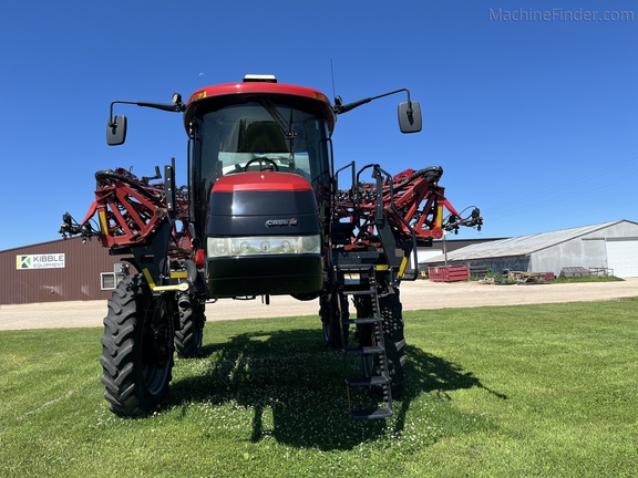 2017 Case IH Patriot 4440 Sprayer/High Clearance