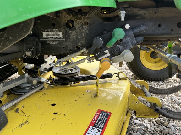 2016 John Deere X734 Garden Tractor