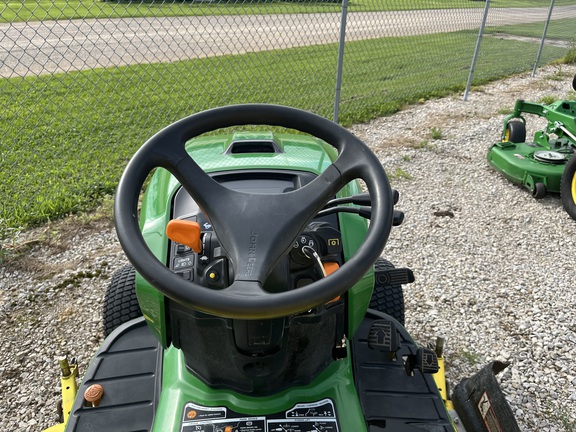 2016 John Deere X734 Garden Tractor