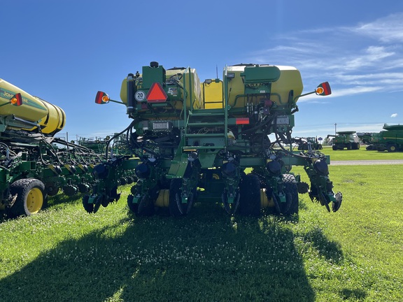 2021 John Deere DB60 Planter