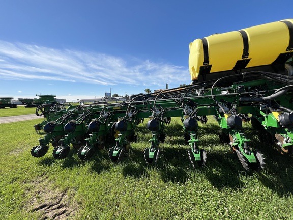 2021 John Deere DB60 Planter