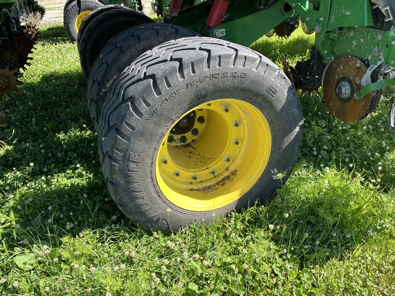 2021 John Deere DB60 Planter
