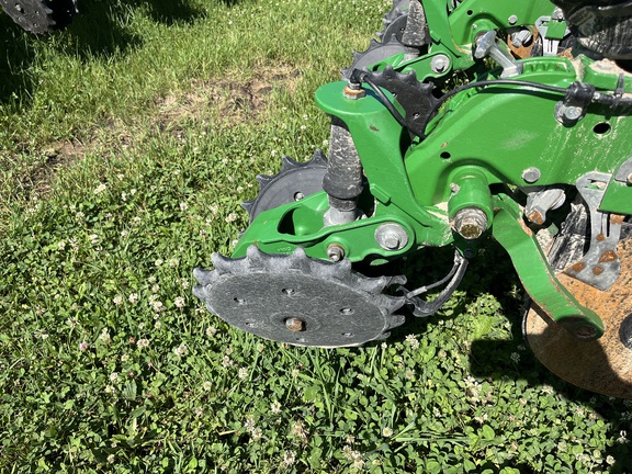 2021 John Deere DB60 Planter