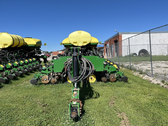 2021 John Deere DB60 Planter