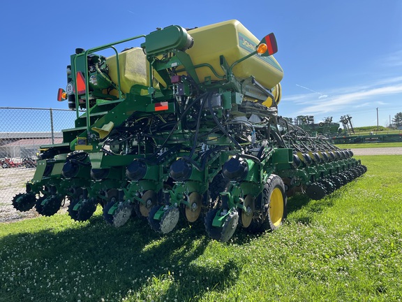 2021 John Deere DB60 Planter