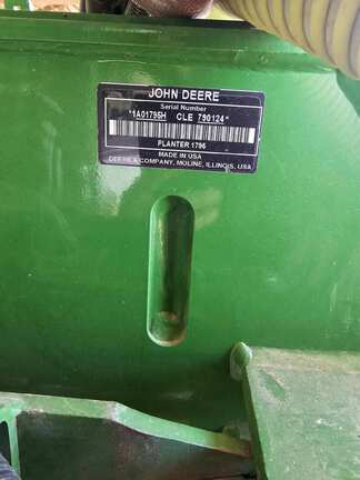 2021 John Deere 1795 Planter