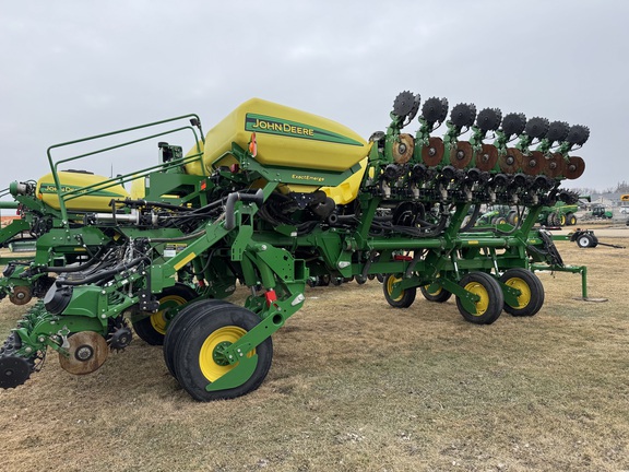 2021 John Deere 1795 Planter