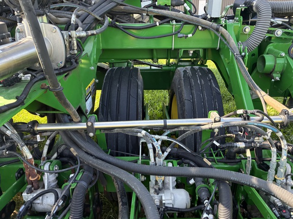 2021 John Deere 1795 Planter