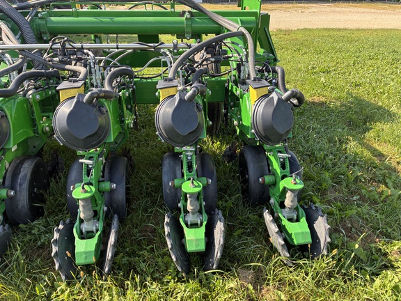 2021 John Deere 1795 Planter