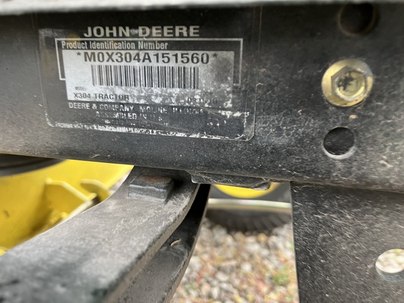 2010 John Deere X304 Garden Tractor