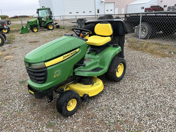 2010 John Deere X304 Garden Tractor