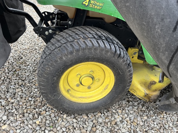 2010 John Deere X304 Garden Tractor