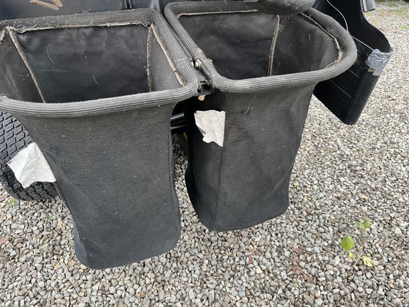 2010 John Deere X304 Garden Tractor