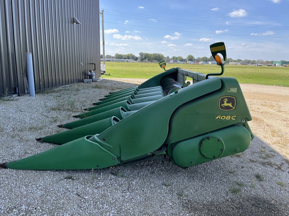 2008 John Deere 608C Header Corn Head