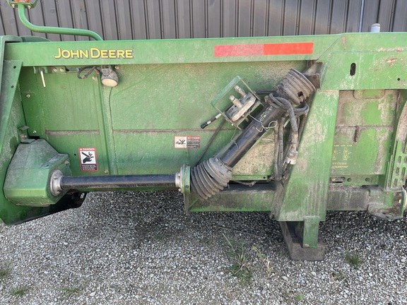 2008 John Deere 608C Header Corn Head