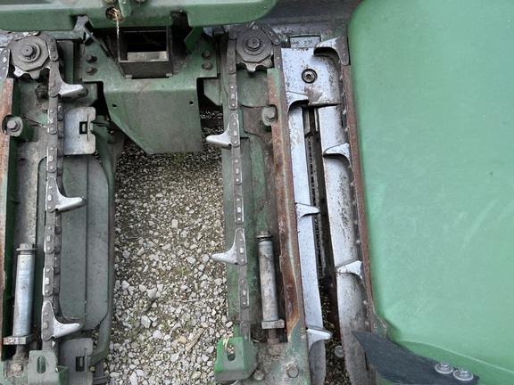 2008 John Deere 608C Header Corn Head