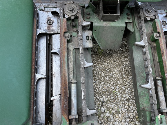 2008 John Deere 608C Header Corn Head