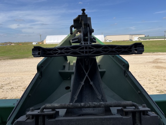 2008 John Deere 608C Header Corn Head