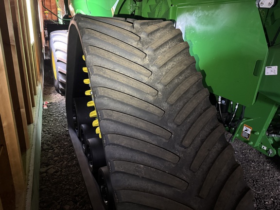 2023 John Deere S790 Combine