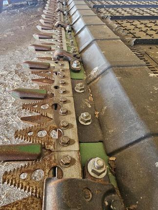 2024 John Deere RD35F Header Combine