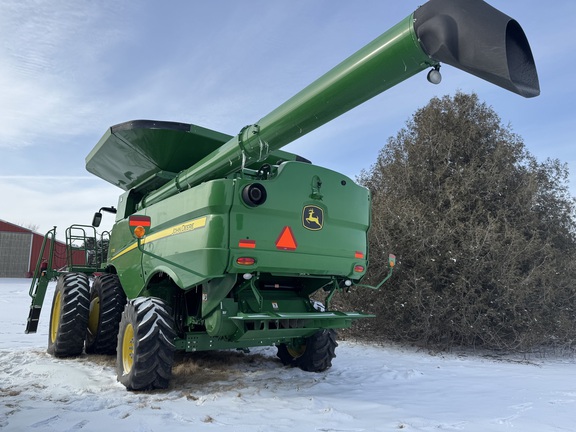 2021 John Deere S770 Combine