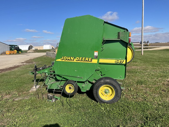 2001 John Deere 547 Baler/Round