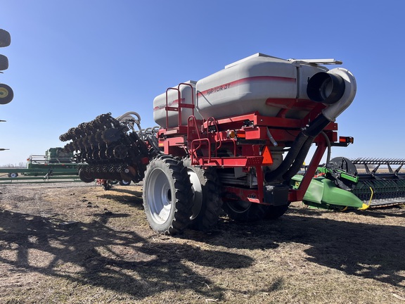2022 Unverferth Raptor 2030 DT Strip Till